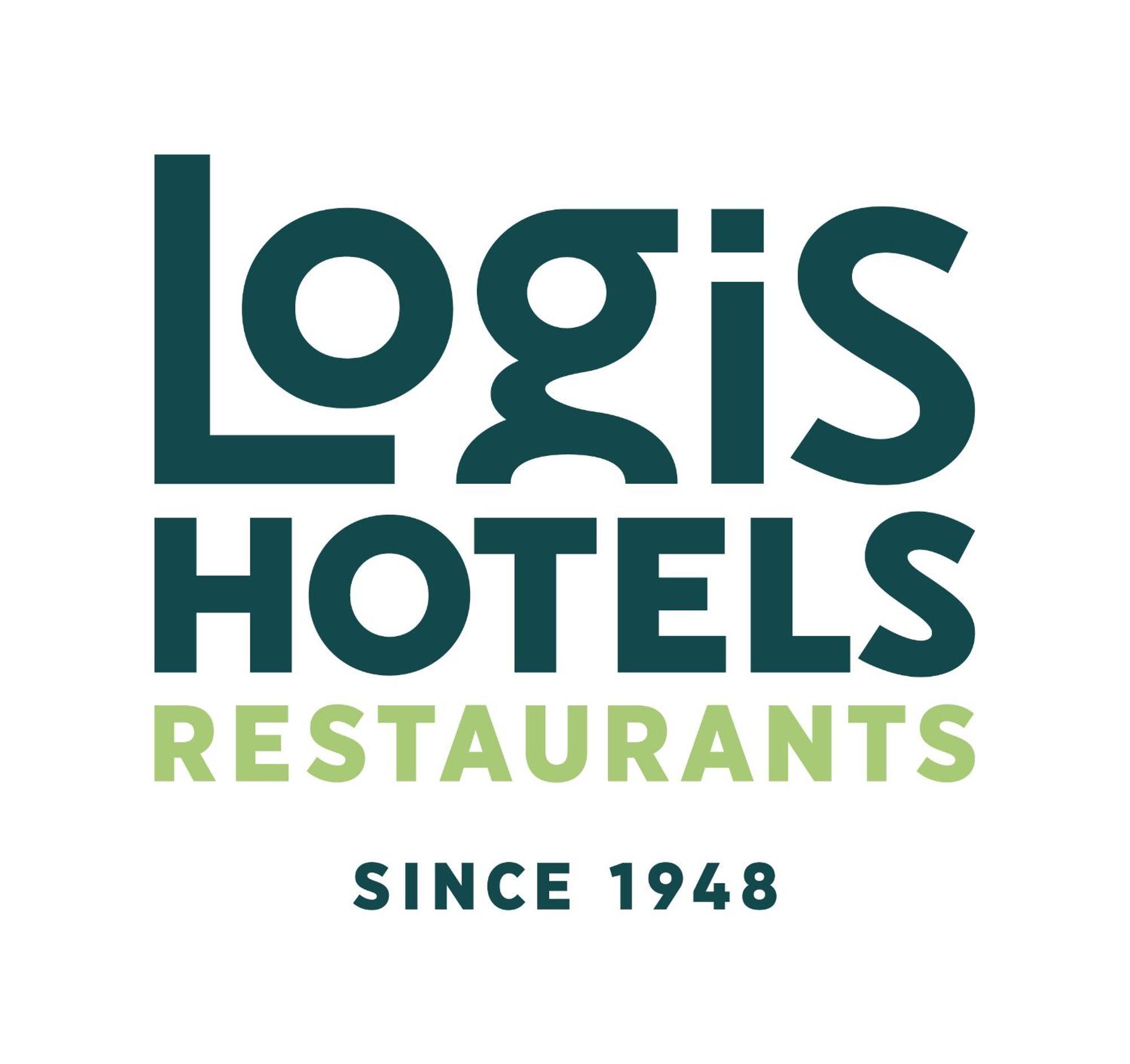 Le Victor Hugo - Hotel Et Restaurant - Logis Hotels Saint-Céré エクステリア 写真